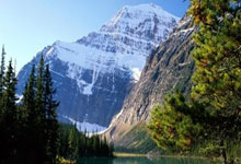 卢卡库头槌破门先拔头筹，打破个人国家队495天正式比赛进球荒.